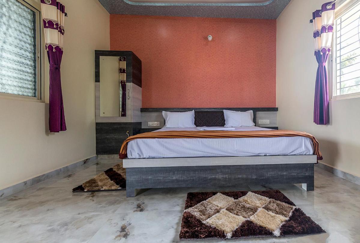 Krishna Homestay Hampi Esterno foto