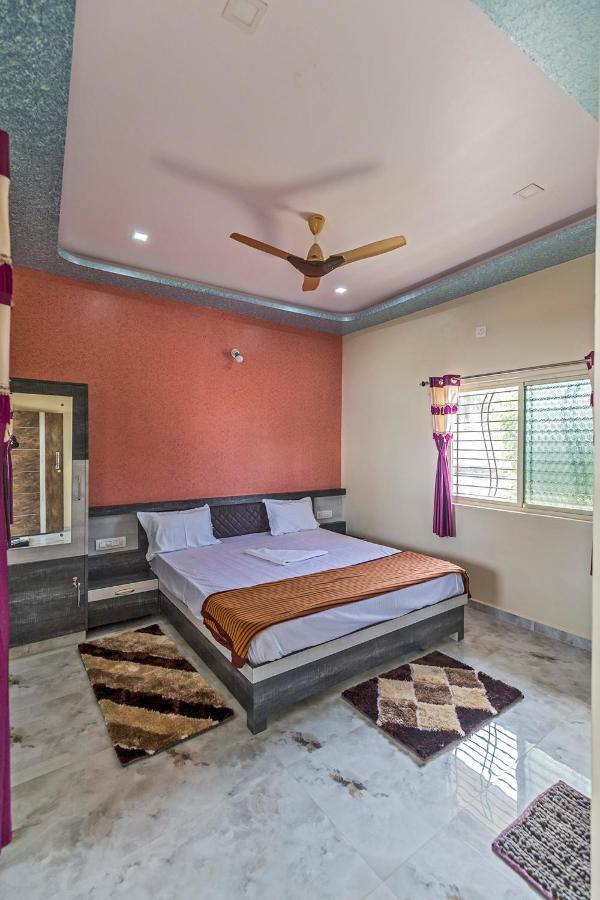 Krishna Homestay Hampi Esterno foto