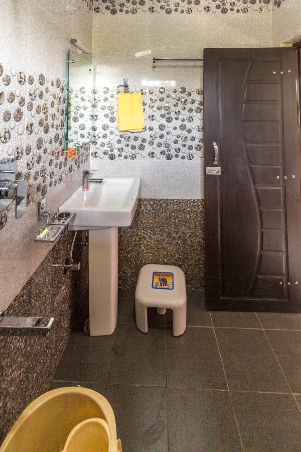 Krishna Homestay Hampi Esterno foto